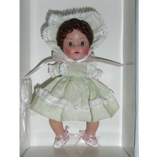 gigi's dolls and sherry's teddy bears