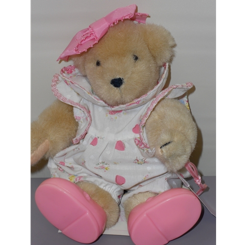 Muffy in Pink & White with Hearts
