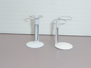 Miniature Doll Stands, 1.25″ Tall