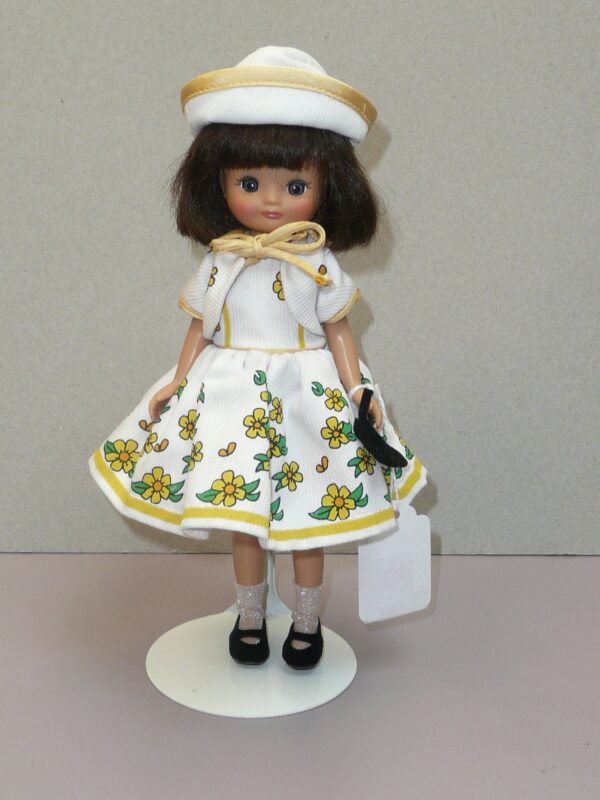 Tonner, 8" Brunette Betsy McCall in Sun Dress, No Box