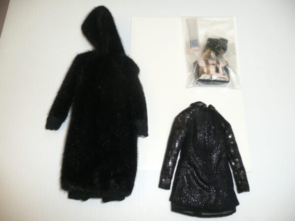 Integrity The Industry Liu Liu Ling Coat, Dress, Purse, Shoes & Phone - Image 2
