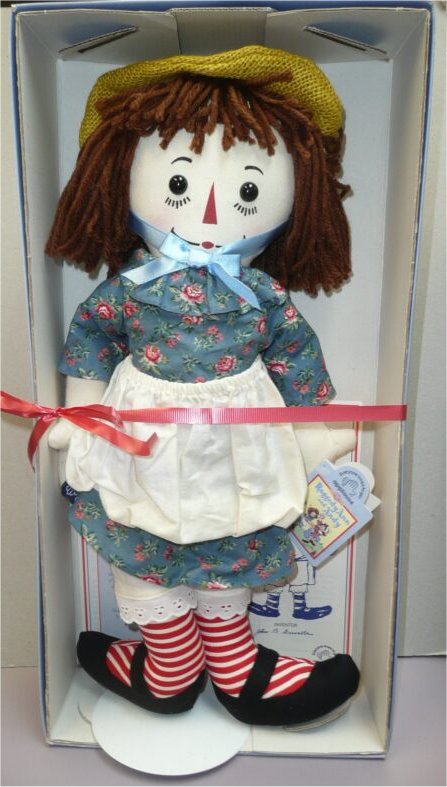 Raggedy Ann Doll 17" stuffed rag doll by Applause 