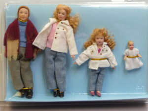 Doll House Miniatures