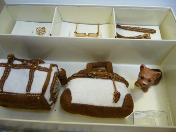 Silkstone Barbie New York Yorkie Set - Image 4