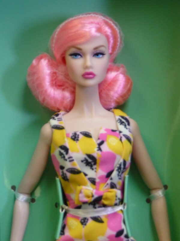 PINK LEMONADE POPPY PARKER 2021 Club Exclusive Fashion Royalty