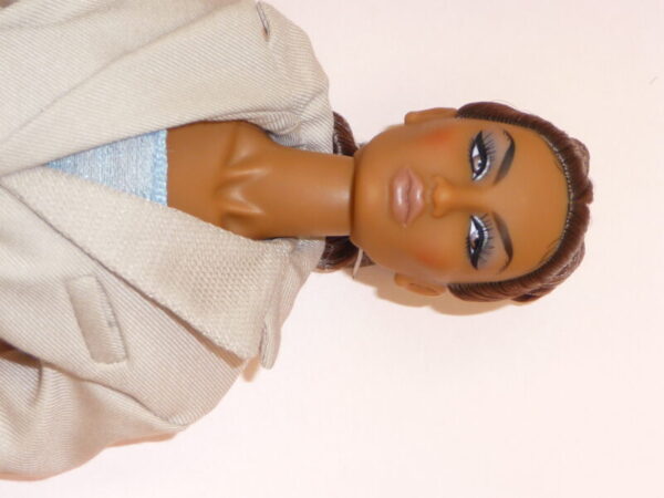 Integrity, Mademoiselle Annik Vandale - Image 6