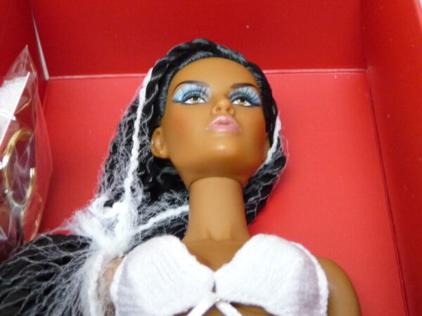 Integrity, Pose Like an Egyptian Amirah Majeed - Image 8