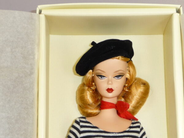 Silkstone Barbie, The Artist - Image 6