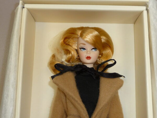 Silkstone Barbie, Classic Camel Coat - Image 5