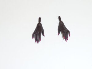 Integrity Poppy Parker Perfectly Palm Springs Long Nailed Hands