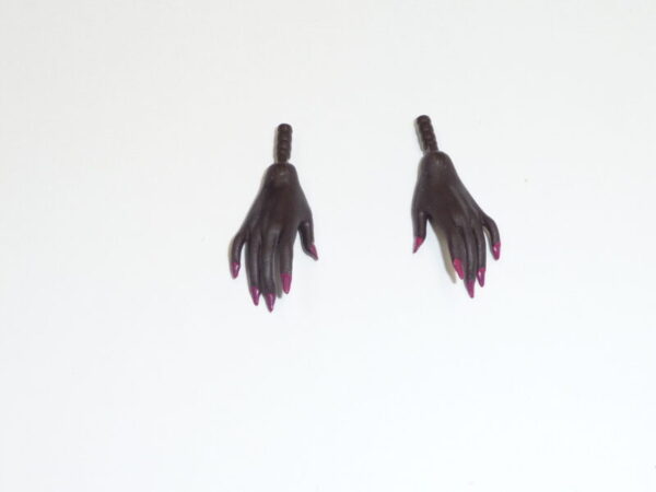 Integrity Poppy Parker Perfectly Palm Springs Long Nailed Hands