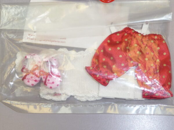 Ruby Red, My Sweet Christmas - Image 5