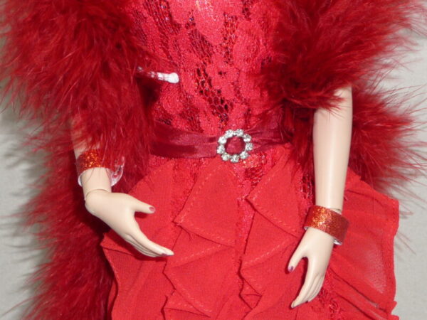 Tonner, Red Hot 2014 Deja Vu Outfit on Devereaux Sister L'Hiver Louise in Box - Image 5