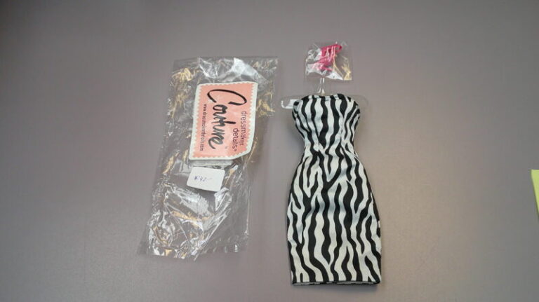 Dressmaker Details Couture Soiree De Paris - Gigis Dolls Dressmaker Details Couture Soiree De Paris - Gigis Dolls