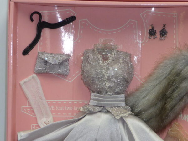 Dressmaker Details Couture Windsong - Image 3