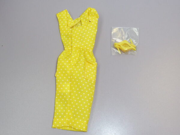 Dressmaker Details Couture Yellow Dress w/Shoes