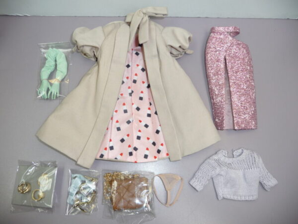 Integrity Glamour Coated Elyse Jolie Outfit, Complete