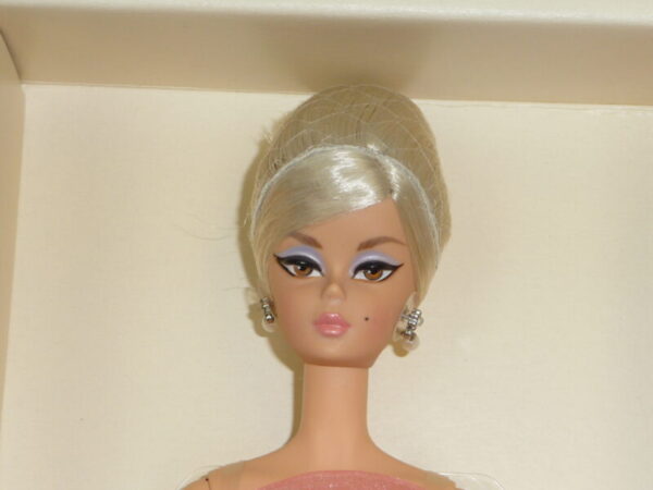 Silkstone Barbie, Glam Gown - Image 5