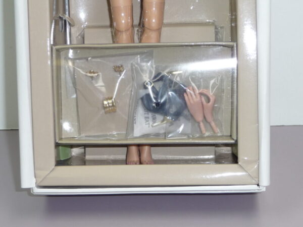 Integrity Current Pursuits Vanessa Perrin - Image 4