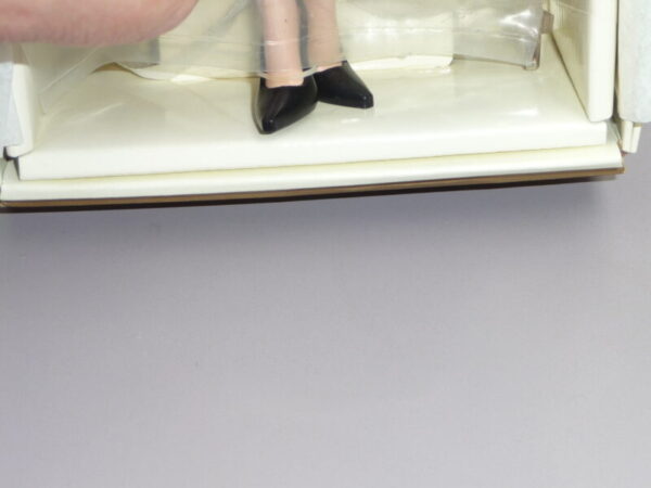 Silkstone Barbie, Trench Setter - Image 6