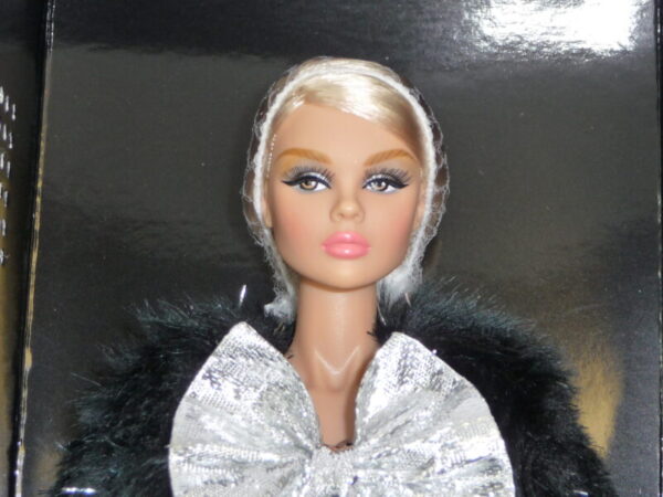 Integrity, Dead Drop Gorgeous Tulabelle True - Image 5