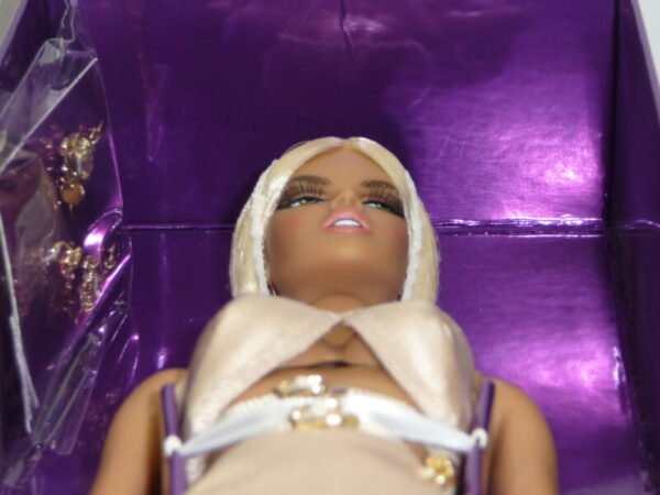 Integrity, Kesenia Miami Glam - Image 7