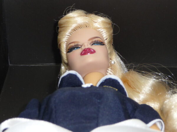 Integrity High Tide Vanessa Perrin Close-Up Doll - Image 6