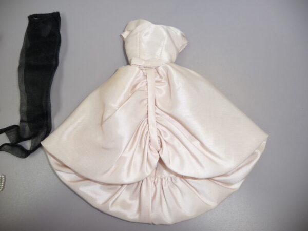Silkstone Ensemble Blush Becomes Her