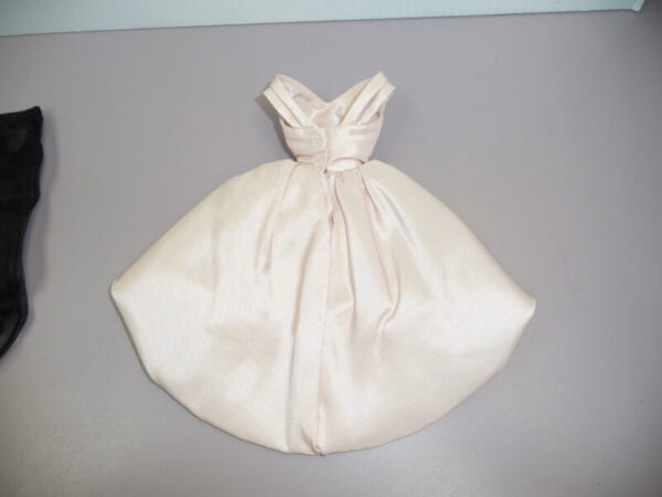Silkstone Ensemble Blush Becomes Her - Image 5