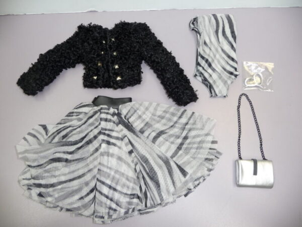 Integrity FR Size Artist Made Outfit & Jewelry