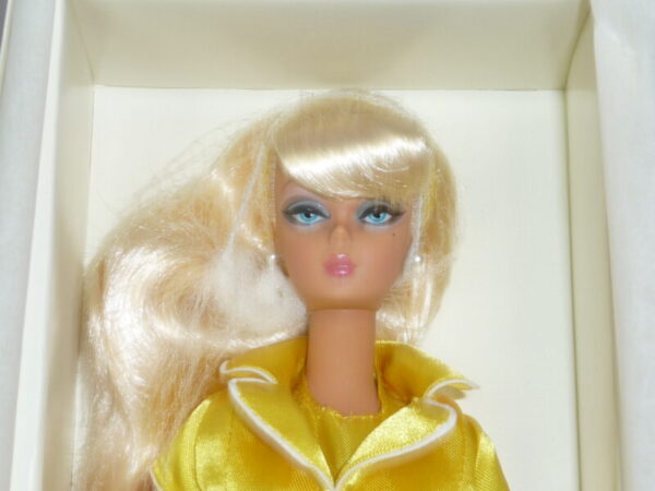 Silkstone Barbie Palm Beach Honey - Image 6