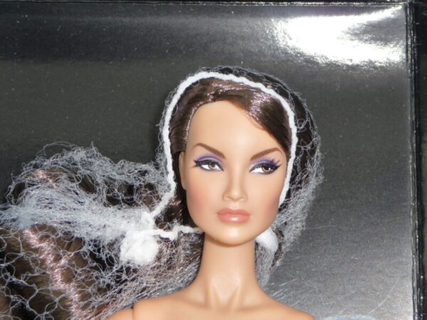 Integrity, Cryptic Cases Imogen Lennox Nude Doll Only - Image 5