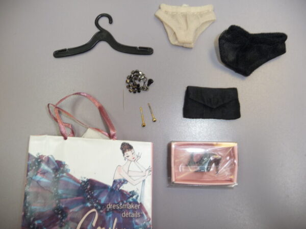 Dressmaker Details Couture Jolie en Noir Outfit - Image 5