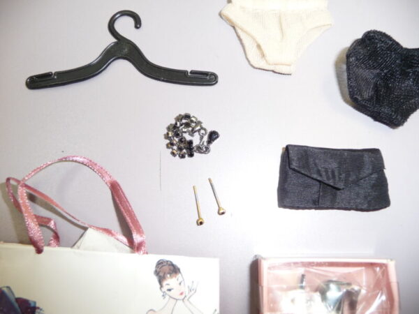 Dressmaker Details Couture Jolie en Noir Outfit - Image 7