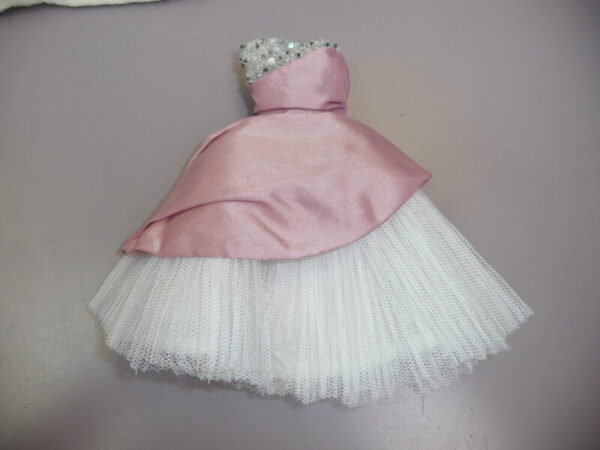 Dressmaker Details Couture Pretty Outfit - Image 3