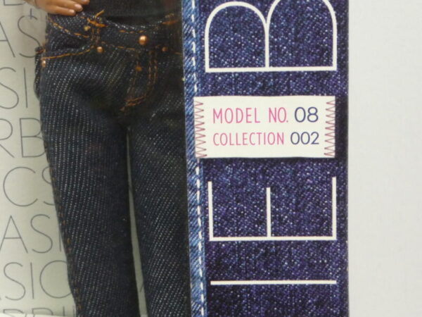 Barbie Basics Doll, Model 08, Collection 002 - Image 5