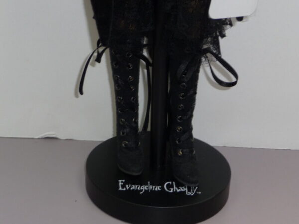 Tonner, Evangeline Ghastly, Dandy of Death - Image 5
