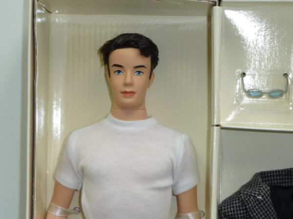 Silkstone Fashion Insider Ken Giftset - Image 7