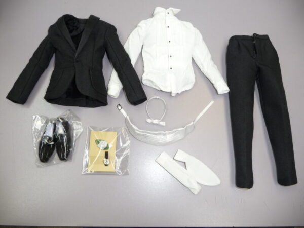 Integrity, Right Time of the Night Laird Drake, Outfit Only