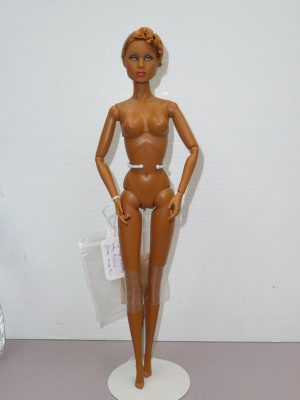 Integrity, Mid Day Venture Aurelia Grey, Nude