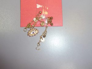 Integrity, Clairvoyante Rayna, Necklace