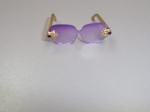 Integrity, Clairvoyante Rayna, Sunglasses