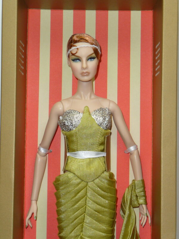Куклы Integrity Toys Charmeuse de Serpents Baroness Agnes Von Weiss — фото 2