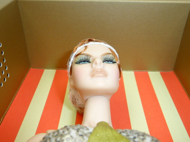 Куклы Integrity Toys Charmeuse de Serpents Baroness Agnes Von Weiss — фото 6