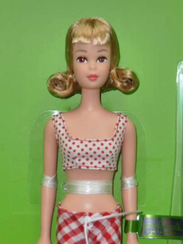 Silkstone Barbie 60th Anniversary Francie - Image 2