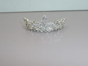 Gene & Tonner, Tyler Size Jewelry, Crown