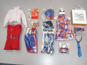Integrity, The Queen's English Poppy Parker, Outfits Only