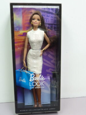 Barbie Look, City Shopper in Sweater Dress